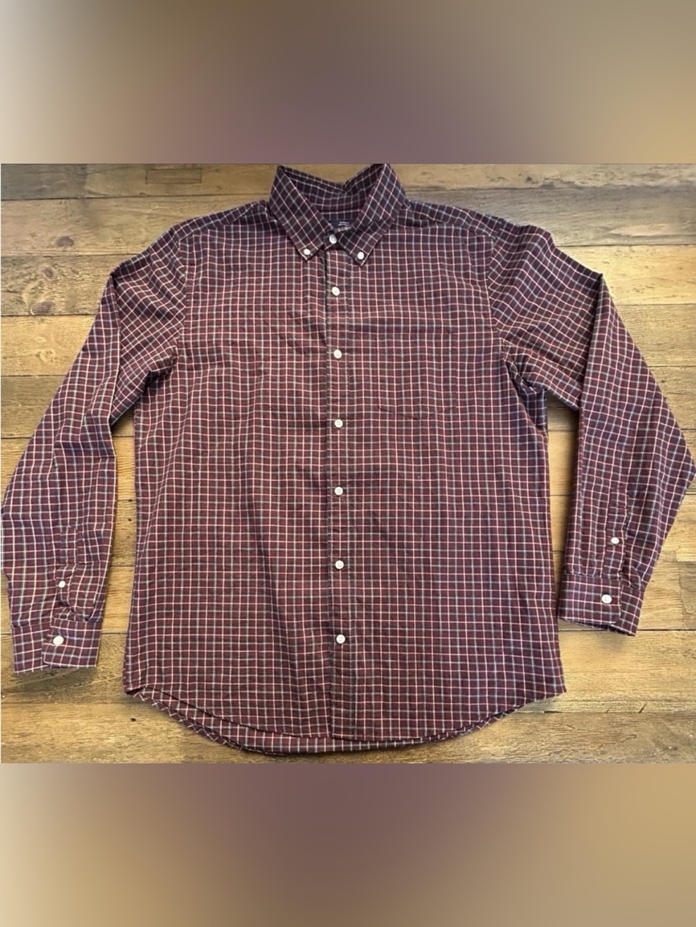 GAP Plaid Blue and Burgundy Long Sleeve Button Down Shirt Men's Size Large